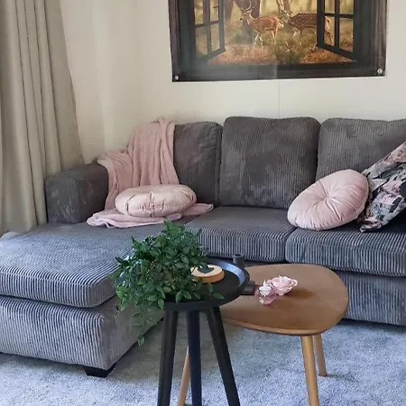 Campsite Heidehuisje